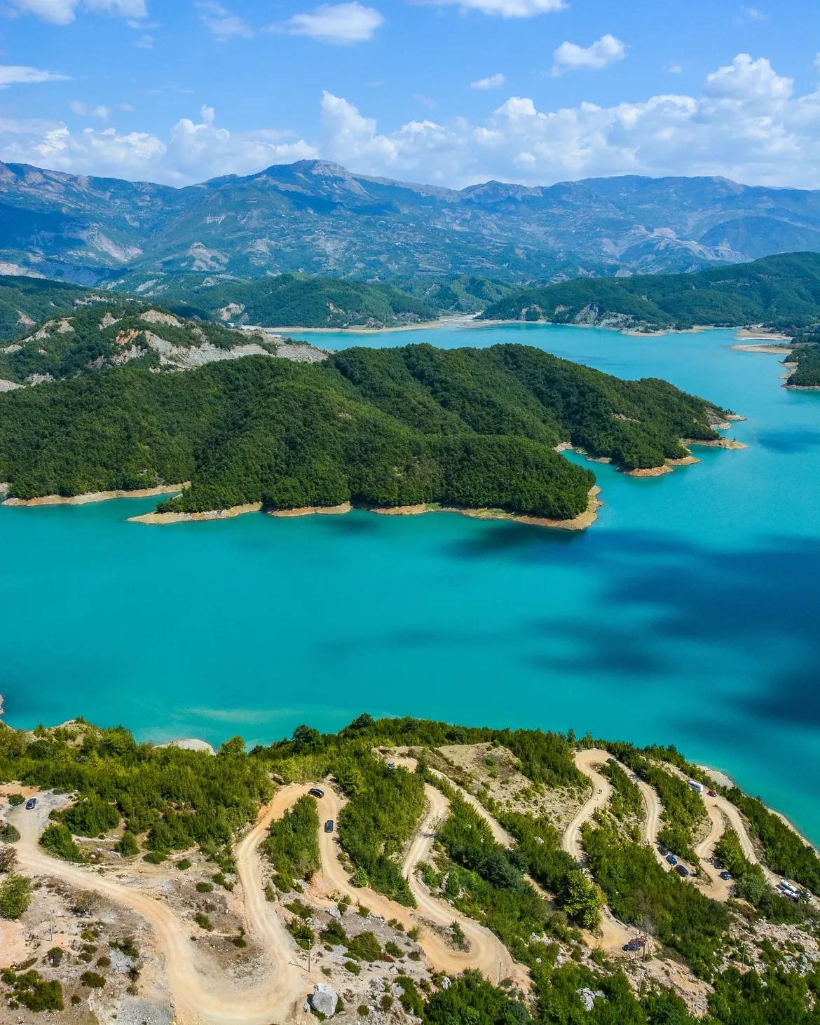 Bovilla Lake turquoise water